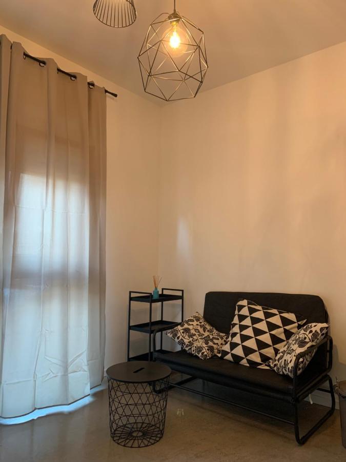 Appartamento Loft B&B Cecilia Porto SantʼElpidio エクステリア 写真